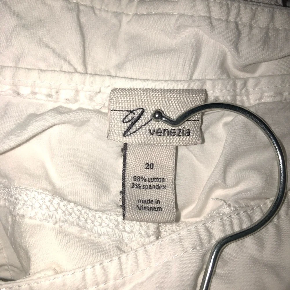 Lane Bryant Venezia white capris size 20 - Picture 2 of 4